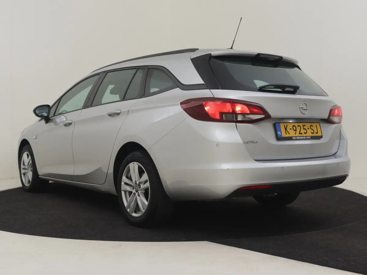1.2 Business Edition 110PK | Cruise control | Apple carplay Android AUto | Parkeersensor achter | Navigatie | DAB  16"LMV