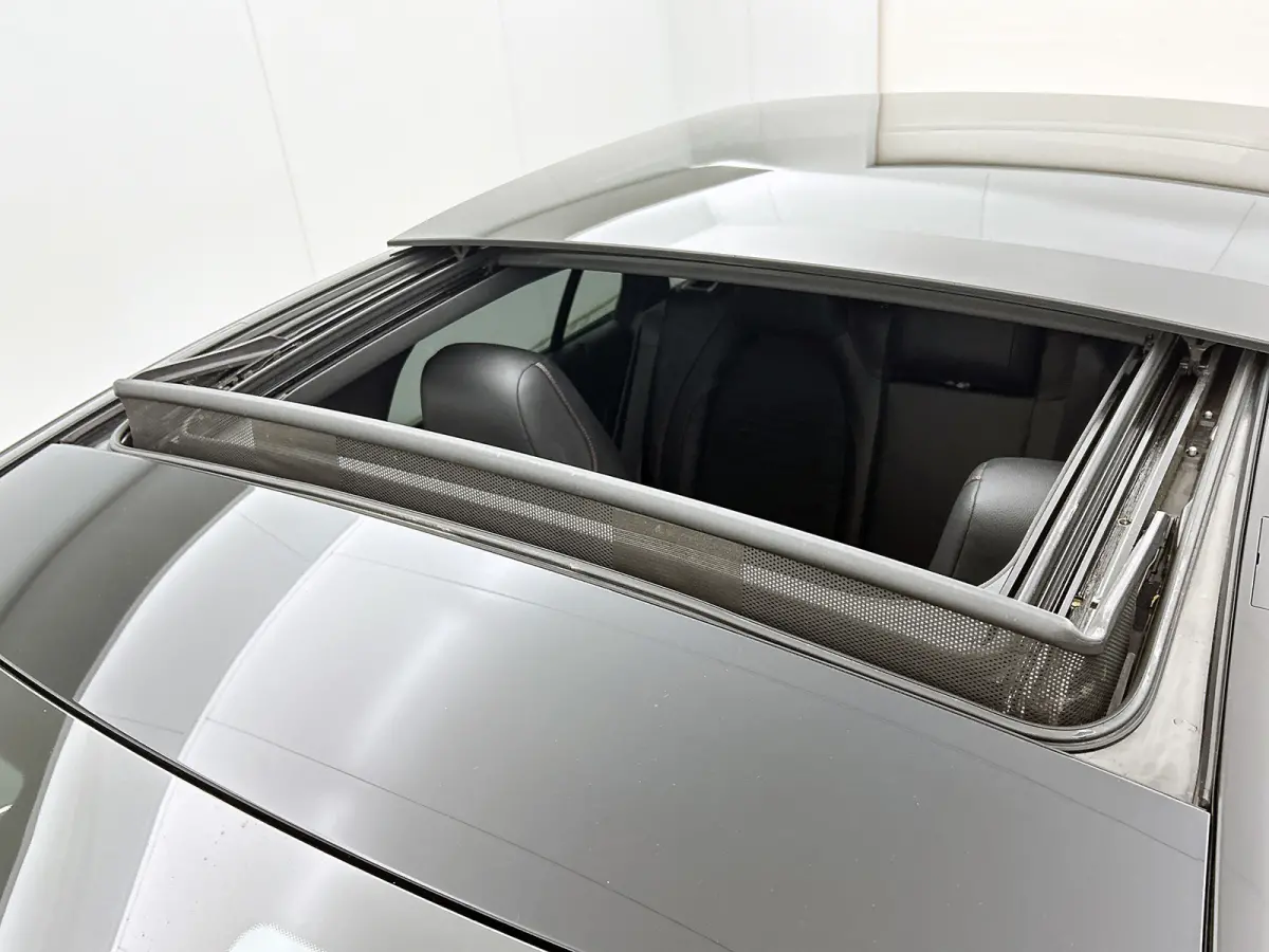 200 Prestige AMG-Styling (Goed OnH, Panorama, SfeerV, Navi, Camera, Trekhaak, StoelV, Etc)