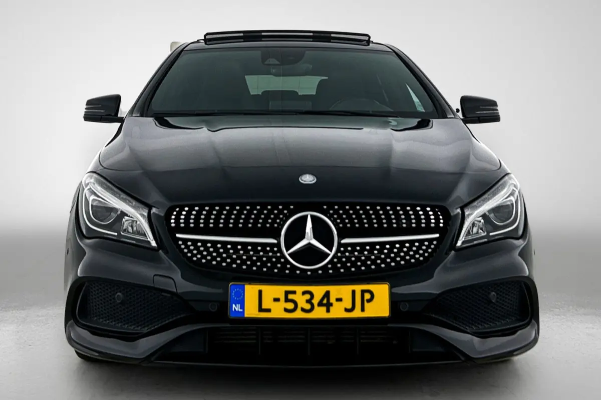 200 Prestige AMG-Styling (Goed OnH, Panorama, SfeerV, Navi, Camera, Trekhaak, StoelV, Etc)