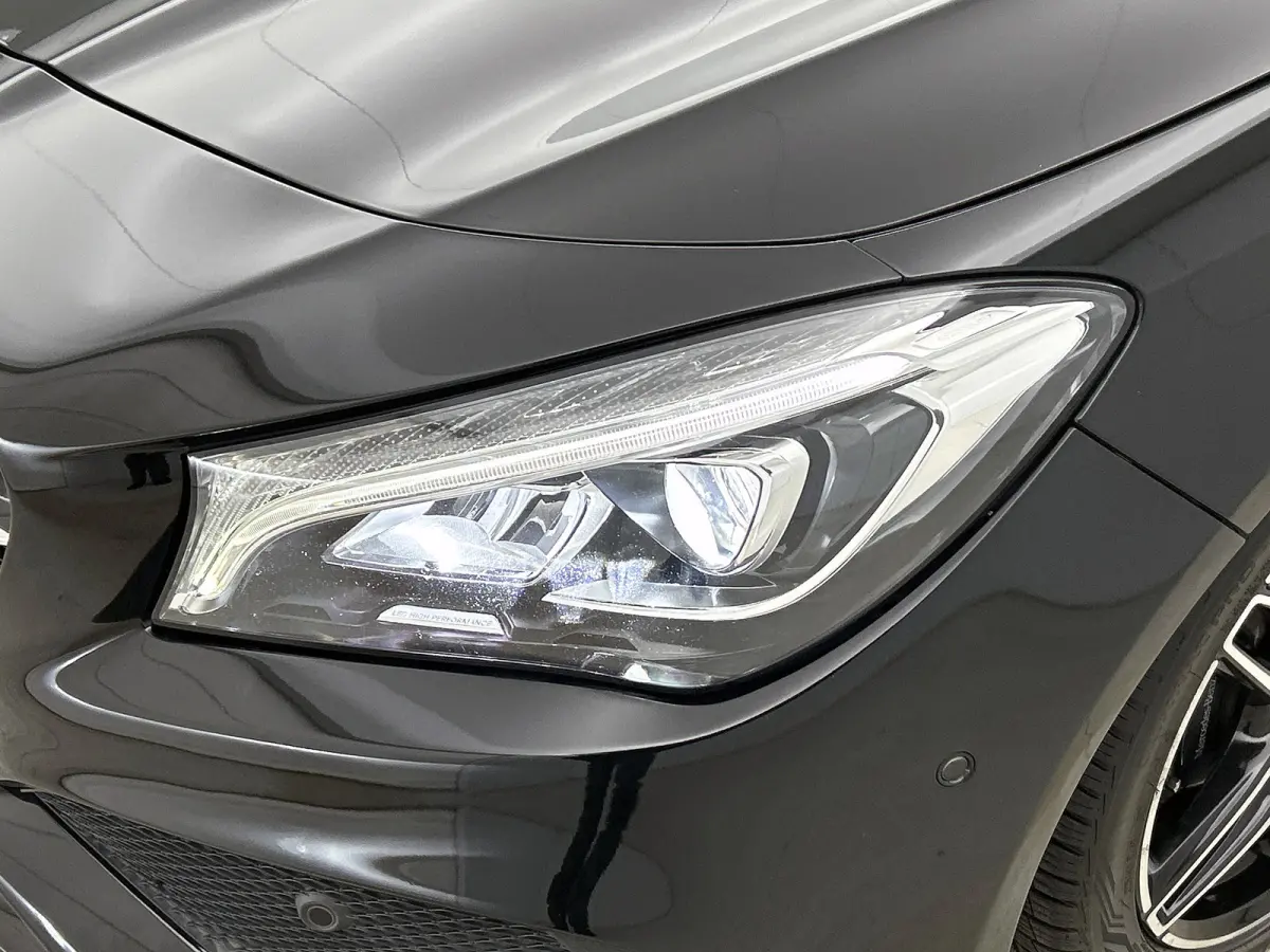200 Prestige AMG-Styling (Goed OnH, Panorama, SfeerV, Navi, Camera, Trekhaak, StoelV, Etc)