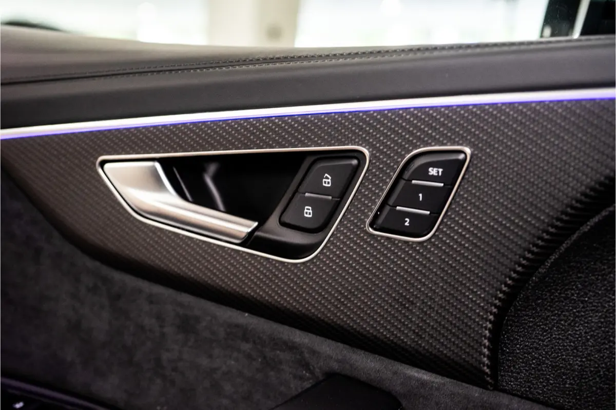 60 TFSI E Quattro S-Edition Competition 490PK FACELIFT | Pano | B&O | Vierwielsturing | VOL! 4 JAAR FABRIEKSGARANTIE