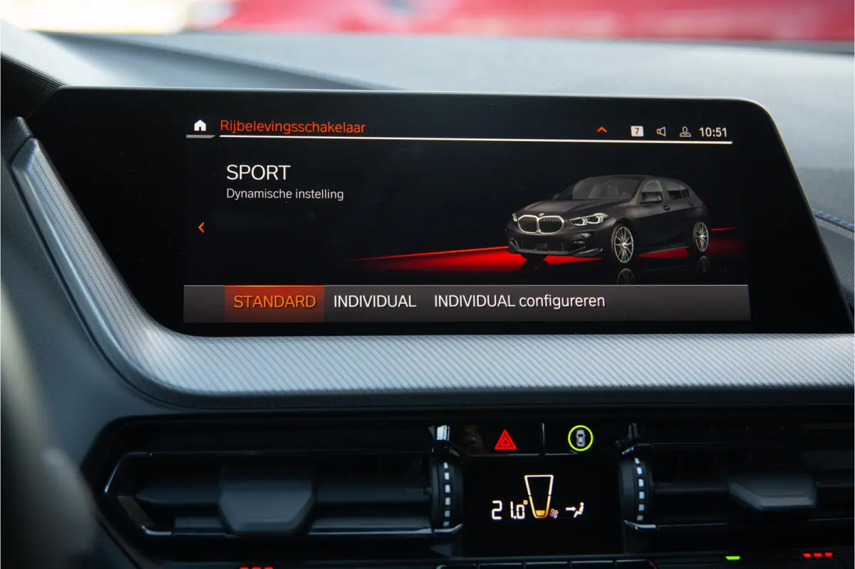 120i High Executive M-Sport , Adap. cruise, Carplay, Stoelverwarming