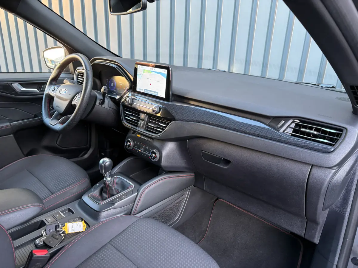 1.5 EcoBoost ST-Line | Trekhaak wegkl. | Stuur & Stoel verw. | Elk. A-klep | Camera | Prijs Rijklaar!!