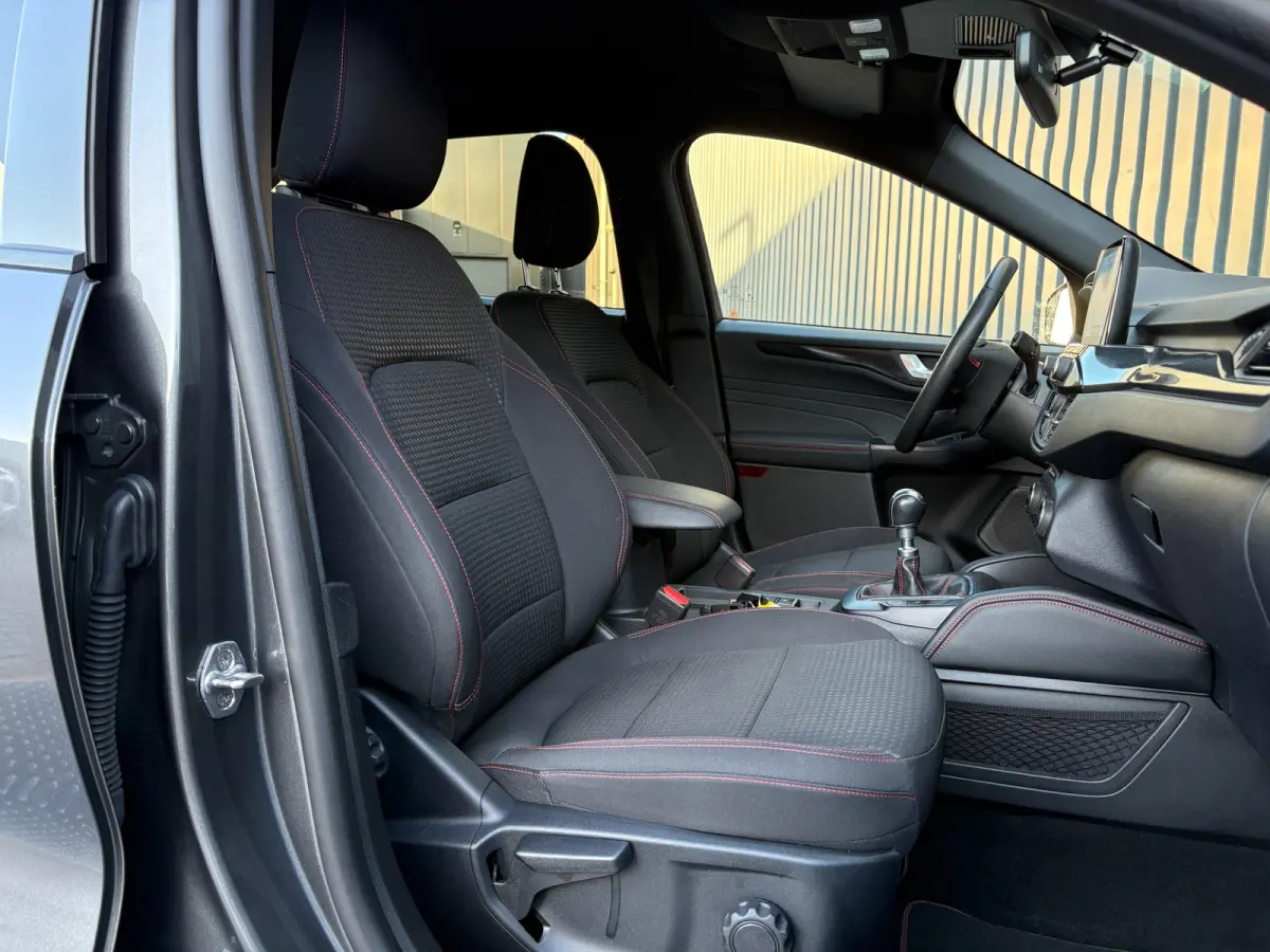1.5 EcoBoost ST-Line | Trekhaak wegkl. | Stuur & Stoel verw. | Elk. A-klep | Camera | Prijs Rijklaar!!