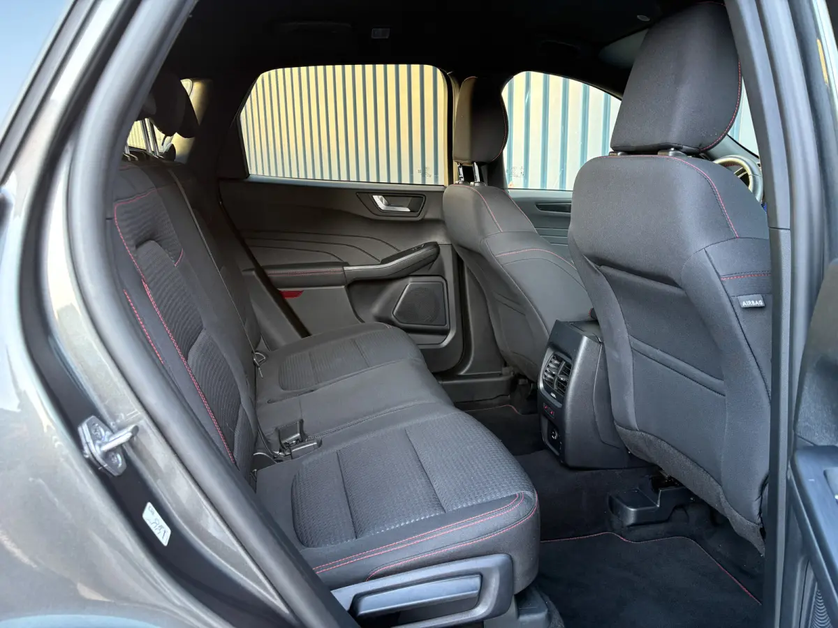 1.5 EcoBoost ST-Line | Trekhaak wegkl. | Stuur & Stoel verw. | Elk. A-klep | Camera | Prijs Rijklaar!!