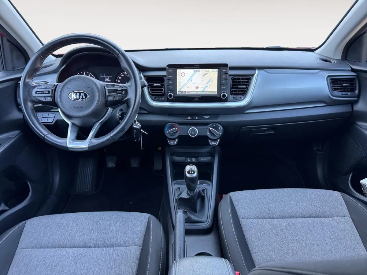 1.0 T-GDi DynamicLine | Navigatie | Two-Tone | Cruise control | LM-Velgen