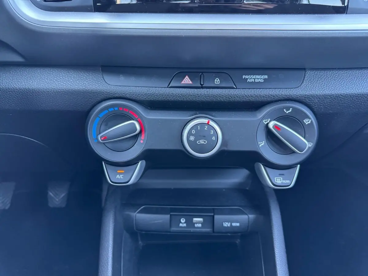 1.0 T-GDi DynamicLine | Navigatie | Two-Tone | Cruise control | LM-Velgen