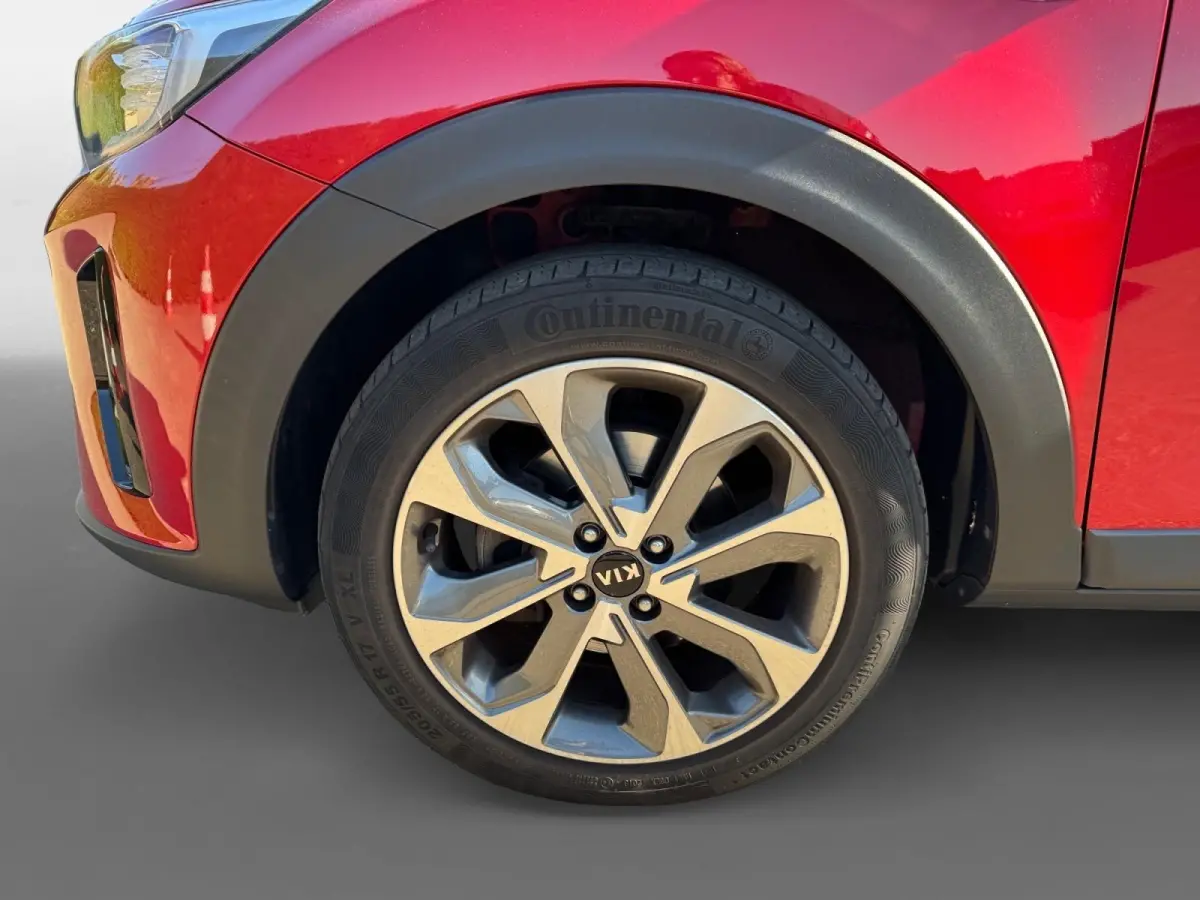 1.0 T-GDi DynamicLine | Navigatie | Two-Tone | Cruise control | LM-Velgen