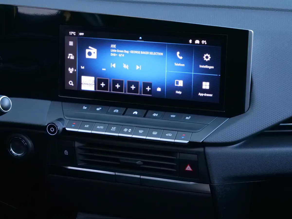 1.2 Turbo Ultimate 130 Pk Automaat Navi / DAB / Apple Carplay / Winterpakket / PDC / Pano-dak