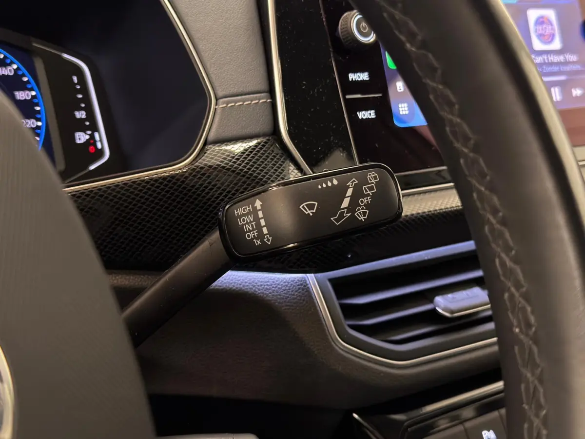 1.0 TSI Style Edition / Carplay / IQ-Light