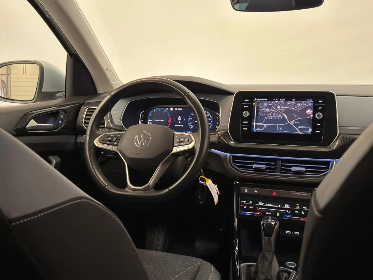 1.0 TSI Style Edition / Carplay / IQ-Light