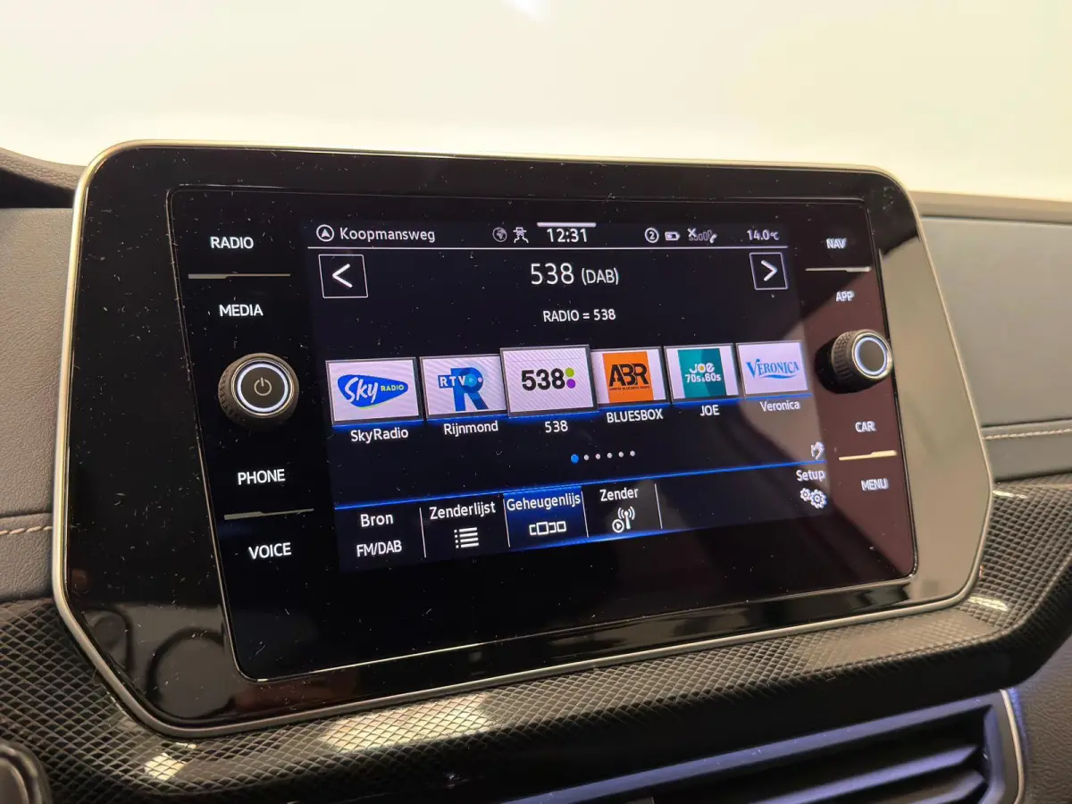 1.0 TSI Style Edition / Carplay / IQ-Light