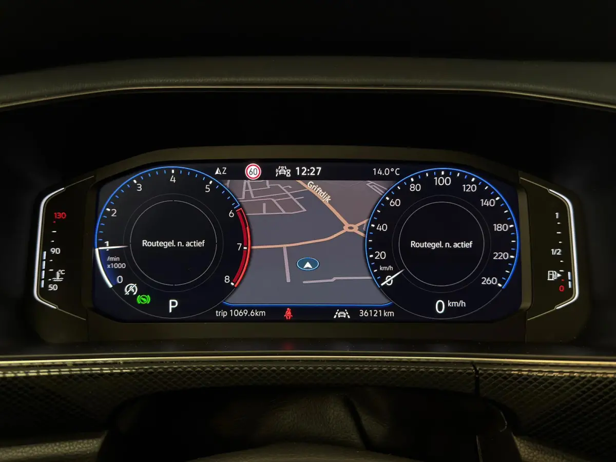 1.0 TSI Style Edition / Carplay / IQ-Light