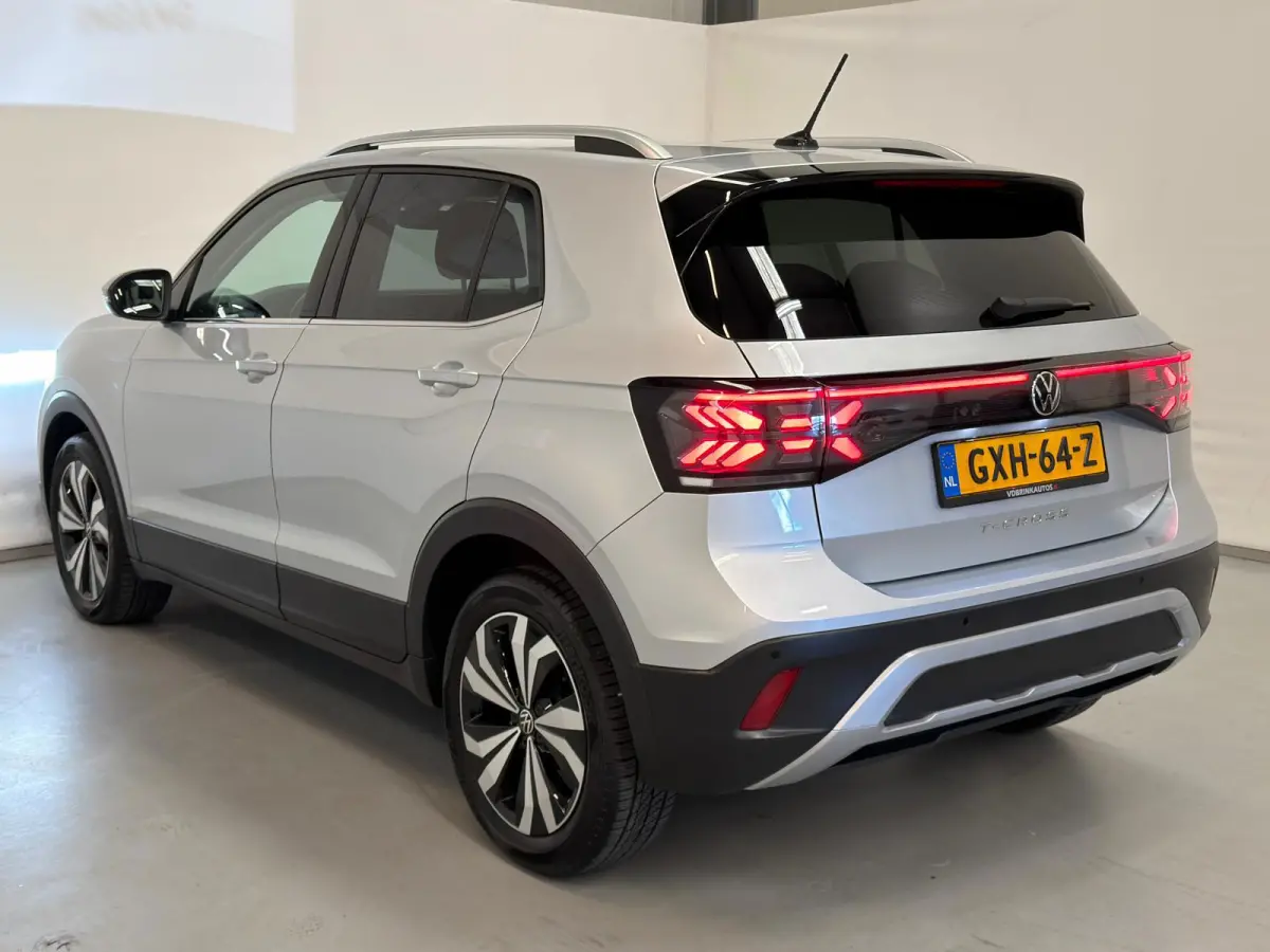 1.0 TSI Style Edition / Carplay / IQ-Light
