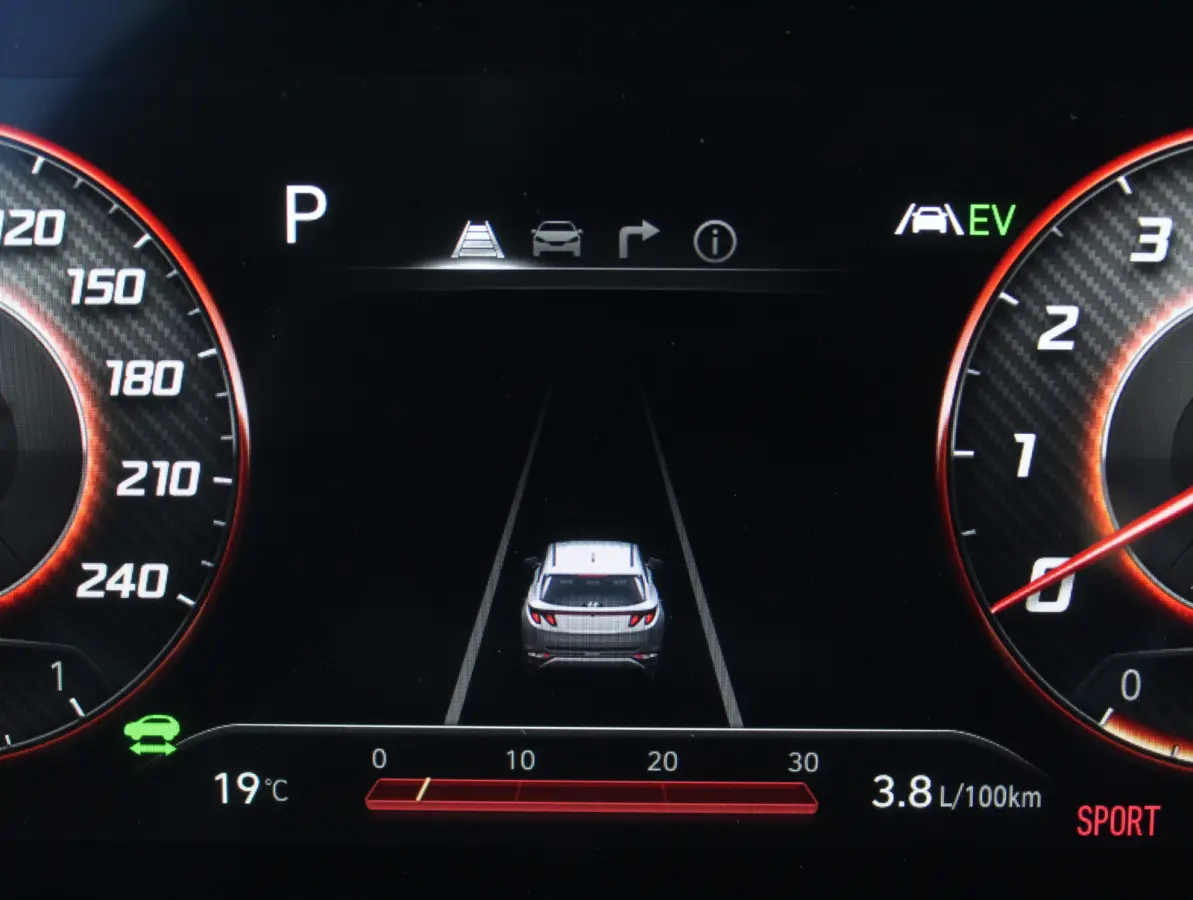 1.6 T-GDI PHEV Comfort Smart 4WD CARPLAY | CLIMATE | ADAPCRUISE | CAMERA | LMV19 | DAB | LED | STOEL/STUURVERW | ELECAKLEP