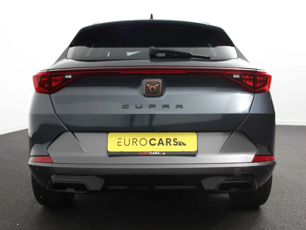 1.5 TSI High Automaat DEMO! Apple carplay / Android Auto Keyless Entry Keyless Start Adaptive Cruise Control Stoelverwarming Stuurverwarming Half Leder