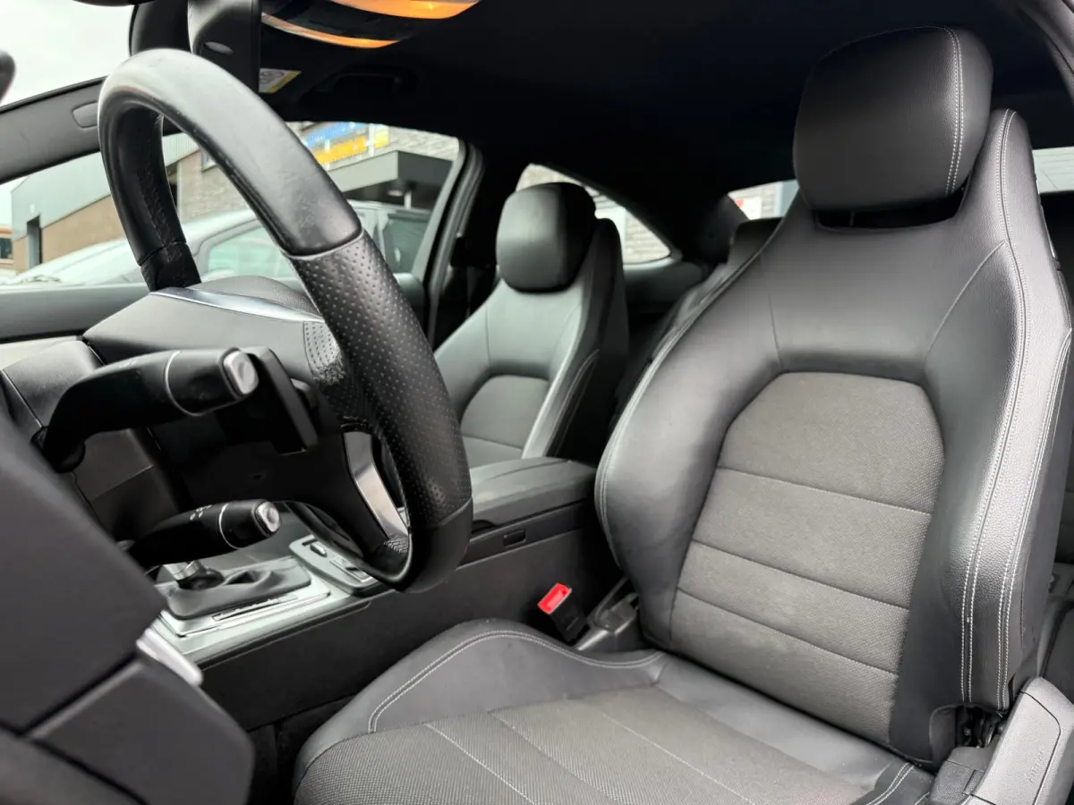 250 Sport Prestige | 12MND GARANTIE | XENON | STANDKACHEL | AUTOMAAT | NAVI | CRUISE | AIRCO | LMV |