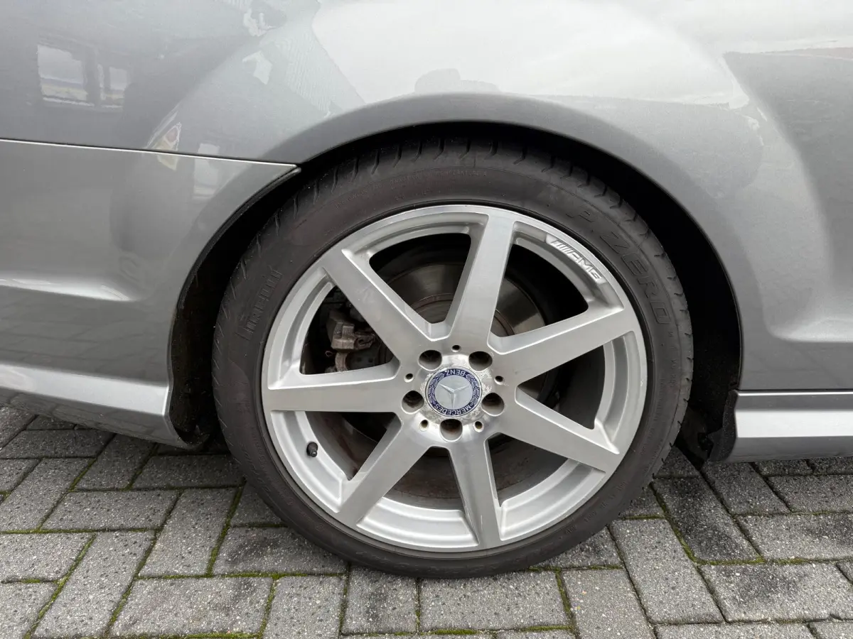 250 Sport Prestige | 12MND GARANTIE | XENON | STANDKACHEL | AUTOMAAT | NAVI | CRUISE | AIRCO | LMV |