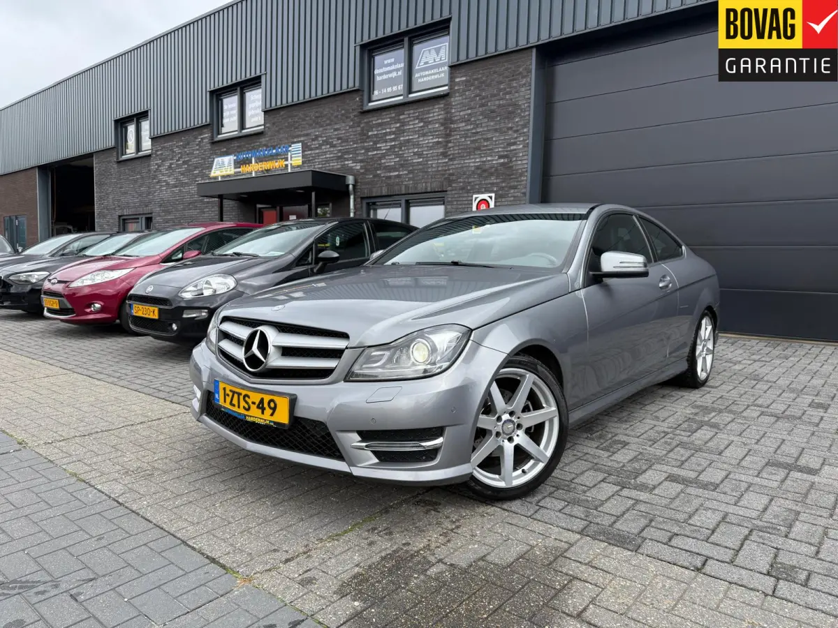250 Sport Prestige | 12MND GARANTIE | XENON | STANDKACHEL | AUTOMAAT | NAVI | CRUISE | AIRCO | LMV |