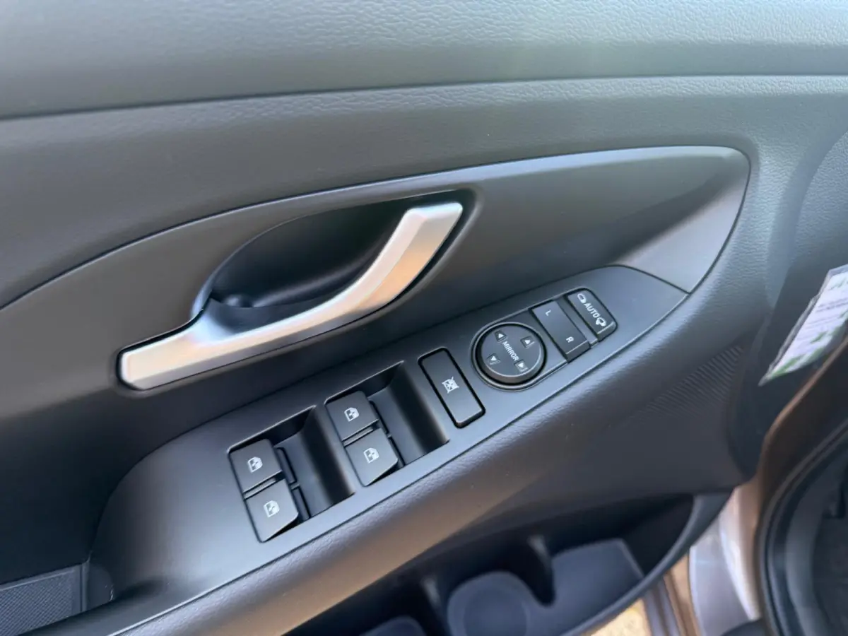 1.5 T-GDi MHEV Premium | 1E EIGENAAR | 3/6/12MND GARANTIE| LED | CARPLAY | SCHUIFDAK | DAB | NAVI | CRUISE | 160PK |