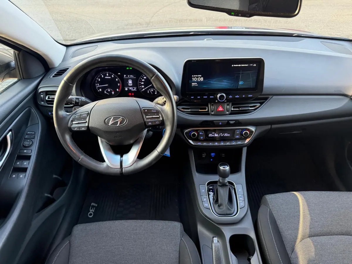 1.5 T-GDi MHEV Premium | 1E EIGENAAR | 3/6/12MND GARANTIE| LED | CARPLAY | SCHUIFDAK | DAB | NAVI | CRUISE | 160PK |