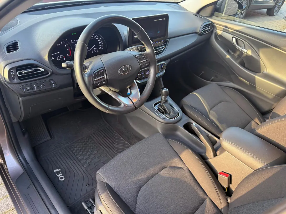 1.5 T-GDi MHEV Premium | 1E EIGENAAR | 3/6/12MND GARANTIE| LED | CARPLAY | SCHUIFDAK | DAB | NAVI | CRUISE | 160PK |