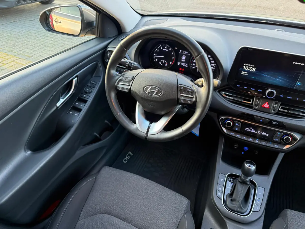 1.5 T-GDi MHEV Premium | 1E EIGENAAR | 3/6/12MND GARANTIE| LED | CARPLAY | SCHUIFDAK | DAB | NAVI | CRUISE | 160PK |