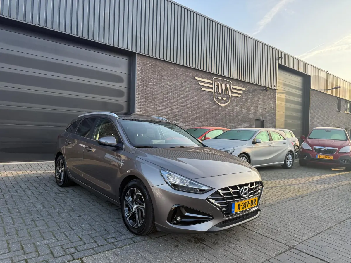 1.5 T-GDi MHEV Premium | 1E EIGENAAR | 3/6/12MND GARANTIE| LED | CARPLAY | SCHUIFDAK | DAB | NAVI | CRUISE | 160PK |