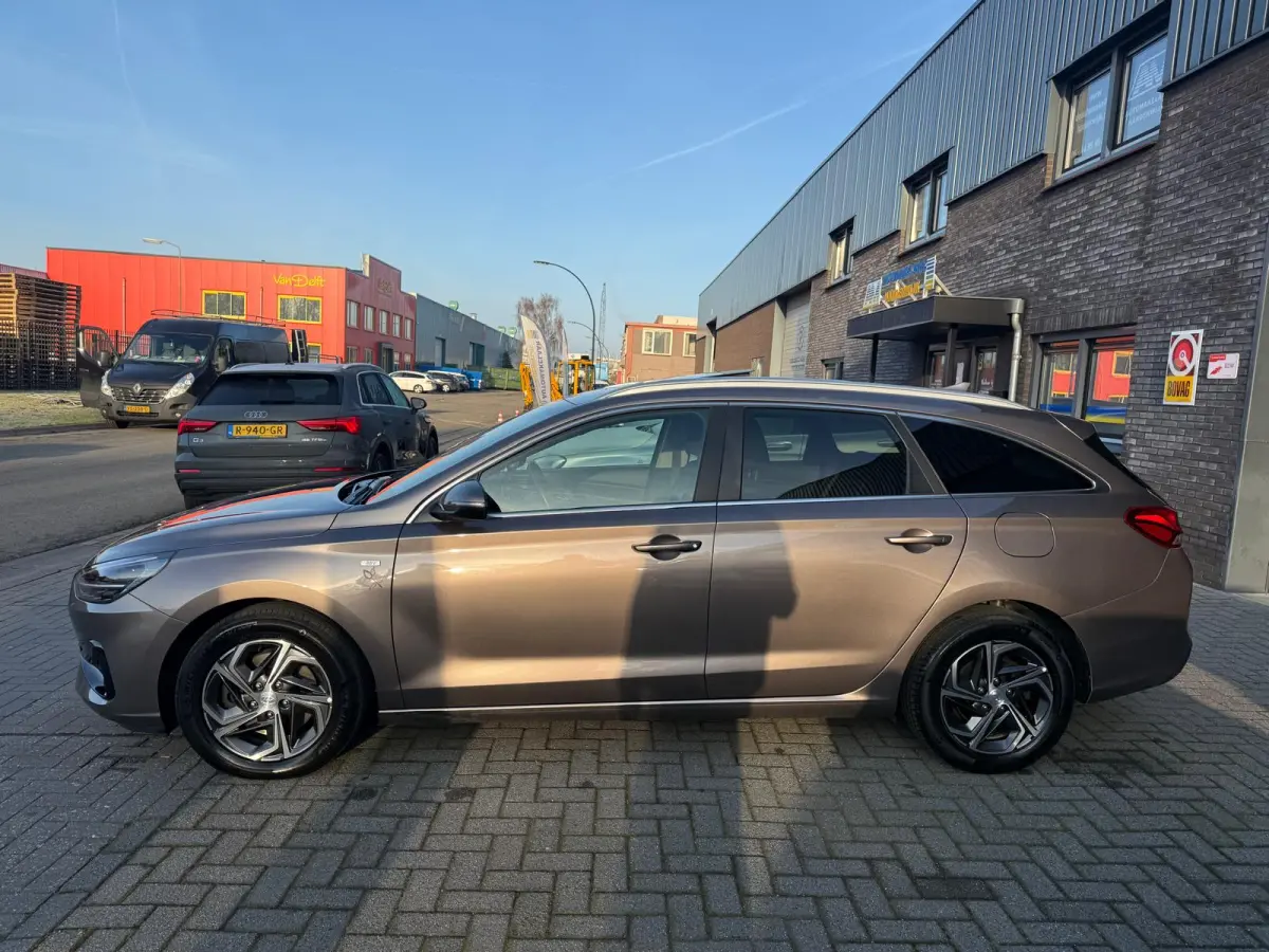 1.5 T-GDi MHEV Premium | 1E EIGENAAR | 3/6/12MND GARANTIE| LED | CARPLAY | SCHUIFDAK | DAB | NAVI | CRUISE | 160PK |