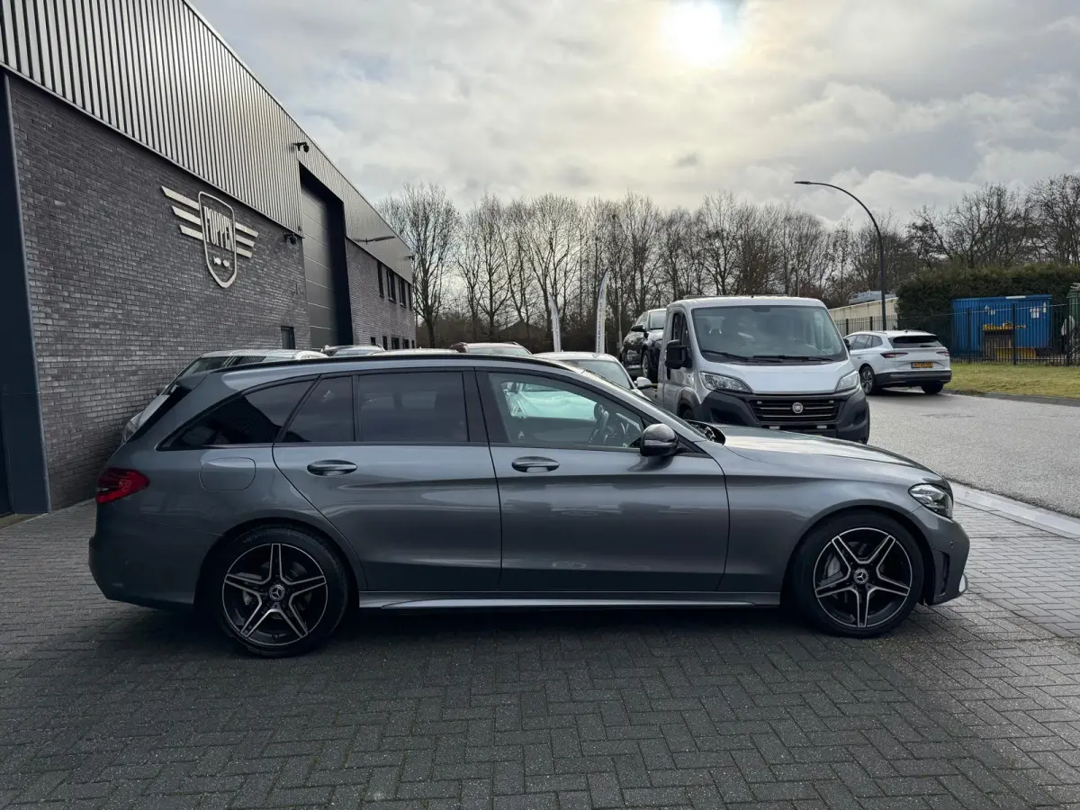 180 Business Solution AMG | 1E EIGENAAR | 3/6/12MND GARANTIE | DAB | LED | AUTOMAAT | LEDER | CRUISE | SFEERVERLICHTING |