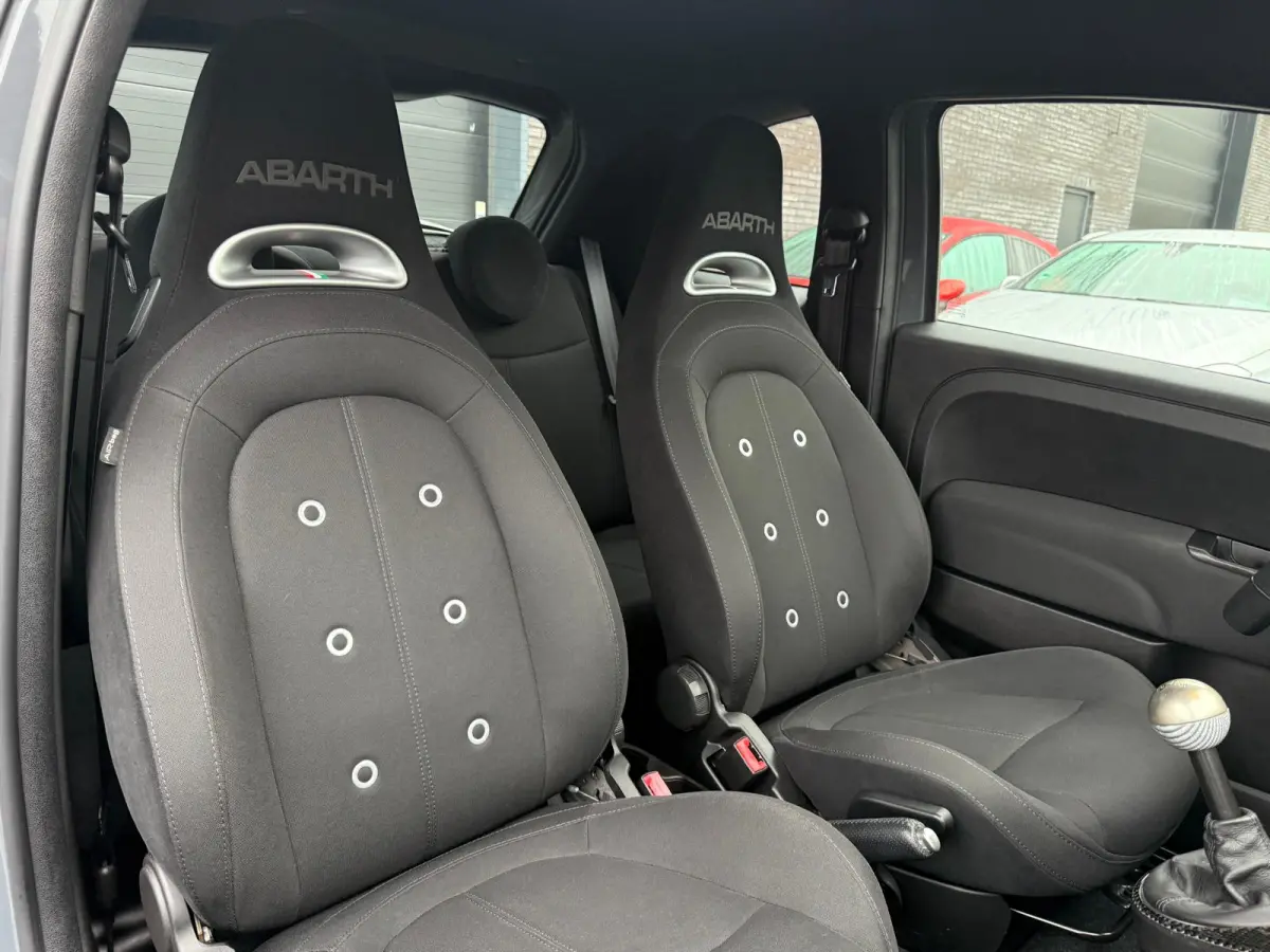 1.4 T-Jet Abarth 595 | 3/6/12MND GARANTIE | SPORTSTOELEN | AIRCO | LMV | NW DISTR RIEM |