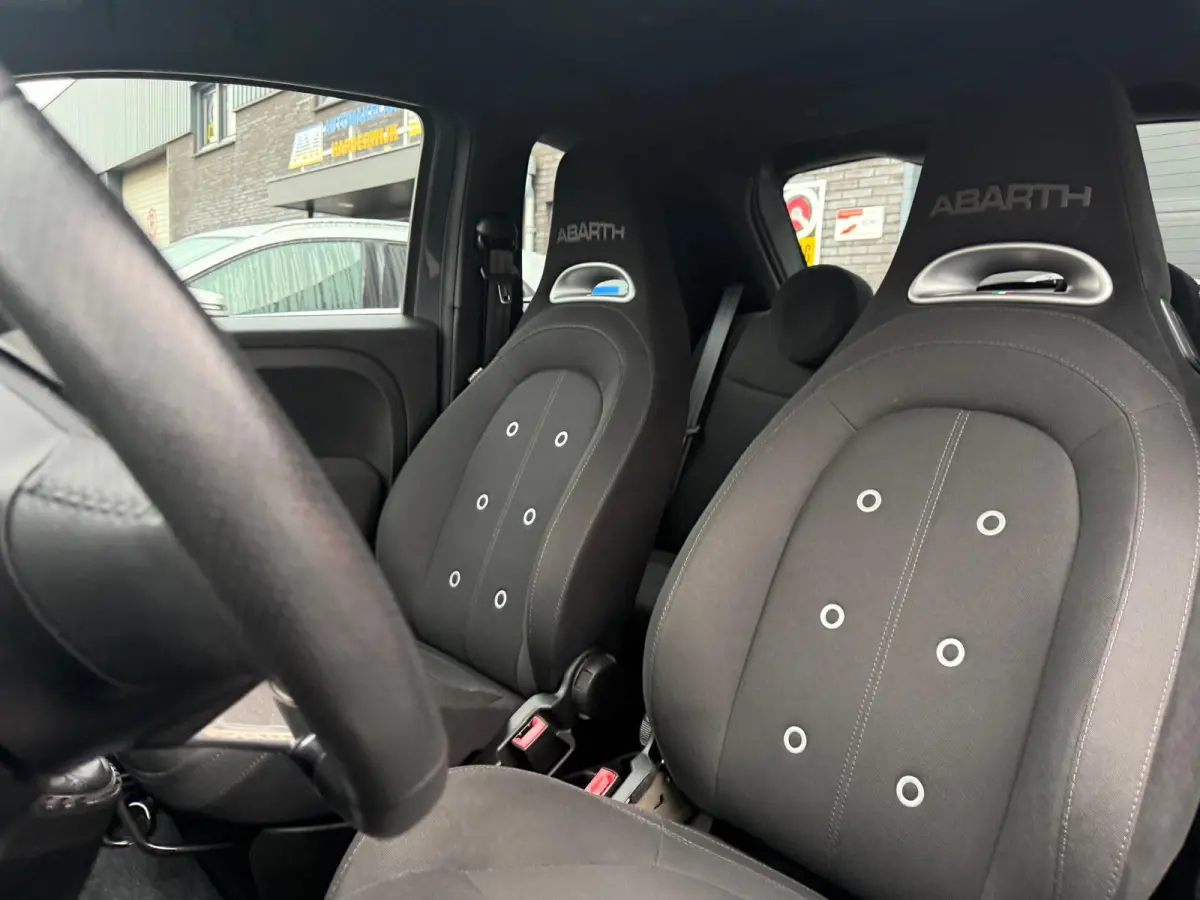 1.4 T-Jet Abarth 595 | 3/6/12MND GARANTIE | SPORTSTOELEN | AIRCO | LMV | NW DISTR RIEM |