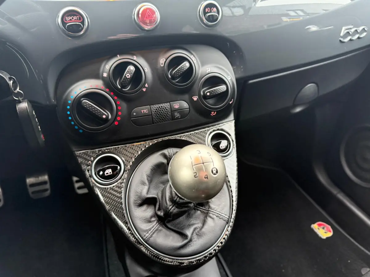 1.4 T-Jet Abarth 595 | 3/6/12MND GARANTIE | SPORTSTOELEN | AIRCO | LMV | NW DISTR RIEM |