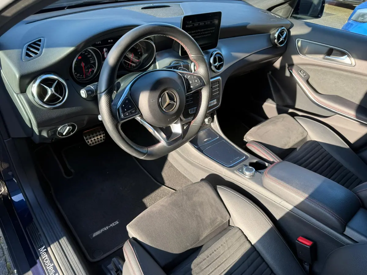 180 Business Solution AMG | 2E EIGENAAR | 3/6/12MND GARANTIE | LED | CARPLAY | CRUISE | AUTOMAAT | STOELVERWARMING |