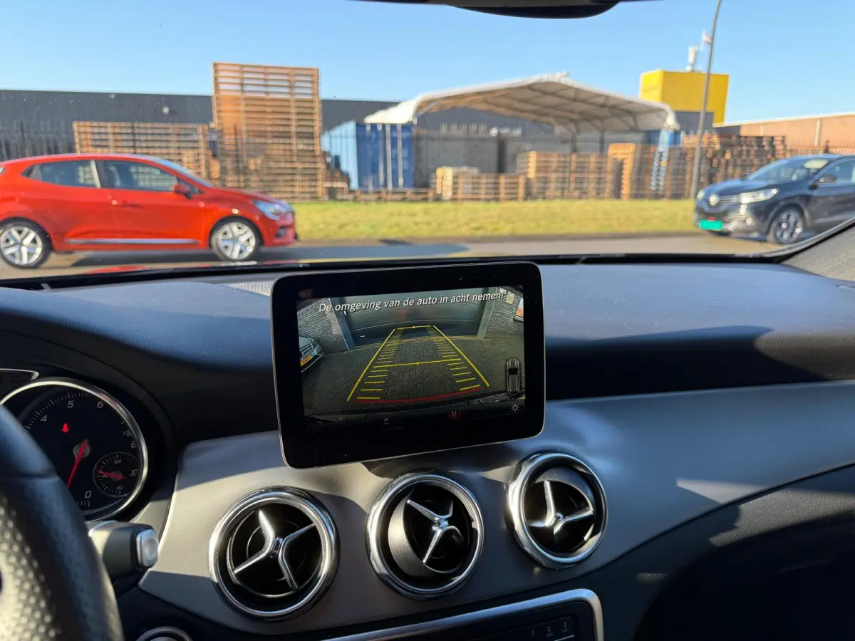 180 Business Solution AMG | 2E EIGENAAR | 3/6/12MND GARANTIE | LED | CARPLAY | CRUISE | AUTOMAAT | STOELVERWARMING |