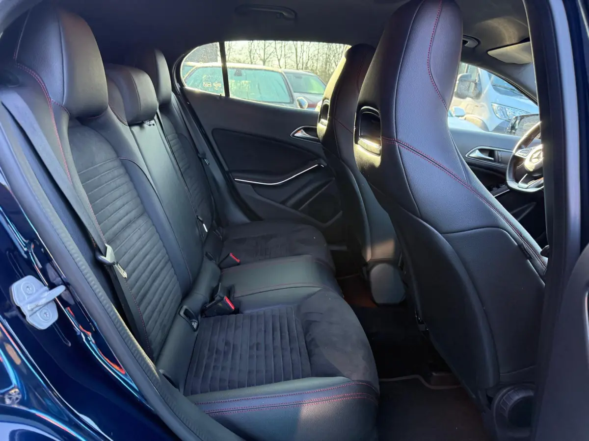 180 Business Solution AMG | 2E EIGENAAR | 3/6/12MND GARANTIE | LED | CARPLAY | CRUISE | AUTOMAAT | STOELVERWARMING |