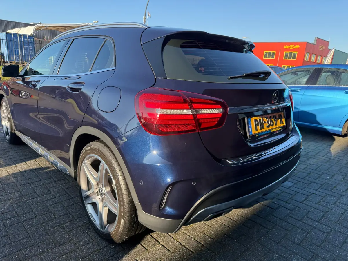 180 Business Solution AMG | 2E EIGENAAR | 3/6/12MND GARANTIE | LED | CARPLAY | CRUISE | AUTOMAAT | STOELVERWARMING |
