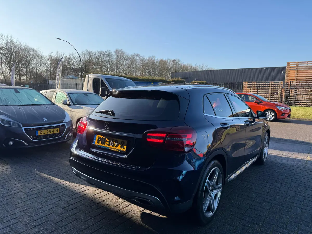180 Business Solution AMG | 2E EIGENAAR | 3/6/12MND GARANTIE | LED | CARPLAY | CRUISE | AUTOMAAT | STOELVERWARMING |