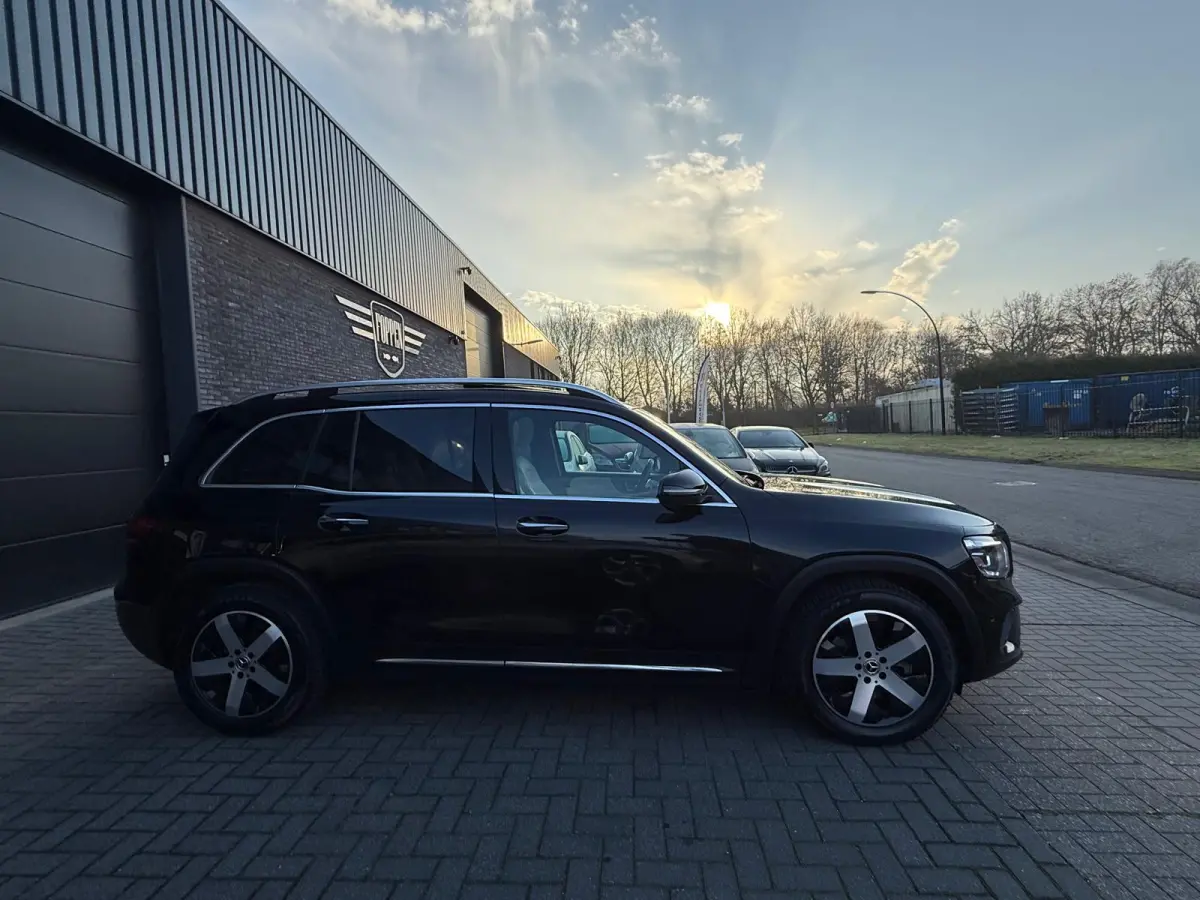 250 4MATIC Advantage | 1E EIGENAAR | 3/6/12MND GARANTIE | 225 PK | AUTOMAAT | LED | MEMORY | CARPLAY | PANODAK | CRUISE |