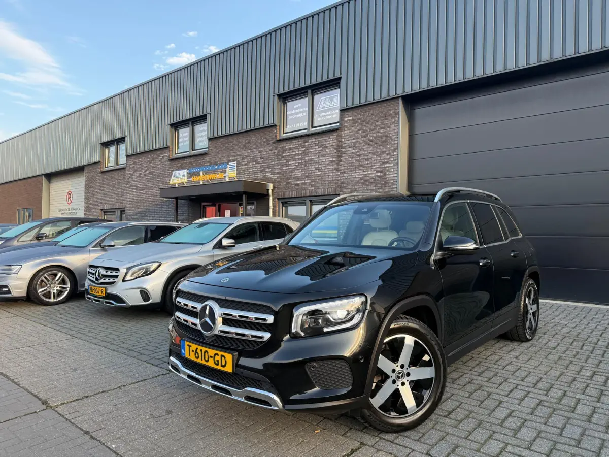 250 4MATIC Advantage | 1E EIGENAAR | 3/6/12MND GARANTIE | 225 PK | AUTOMAAT | LED | MEMORY | CARPLAY | PANODAK | CRUISE |