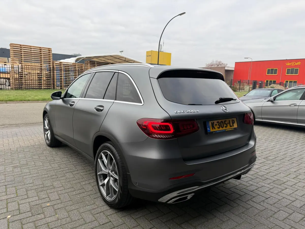200d Premium | 12MND GARANTIE | AUTOMAAT | LED | BURMESTER | CARPLAY | NAVI | CRUISE | MAT | NL AUTO |