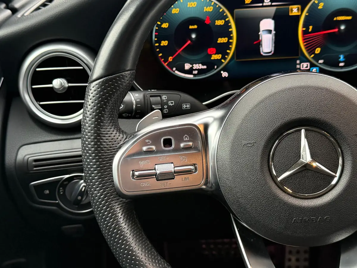 200d Premium | 12MND GARANTIE | AUTOMAAT | LED | BURMESTER | CARPLAY | NAVI | CRUISE | MAT | NL AUTO |