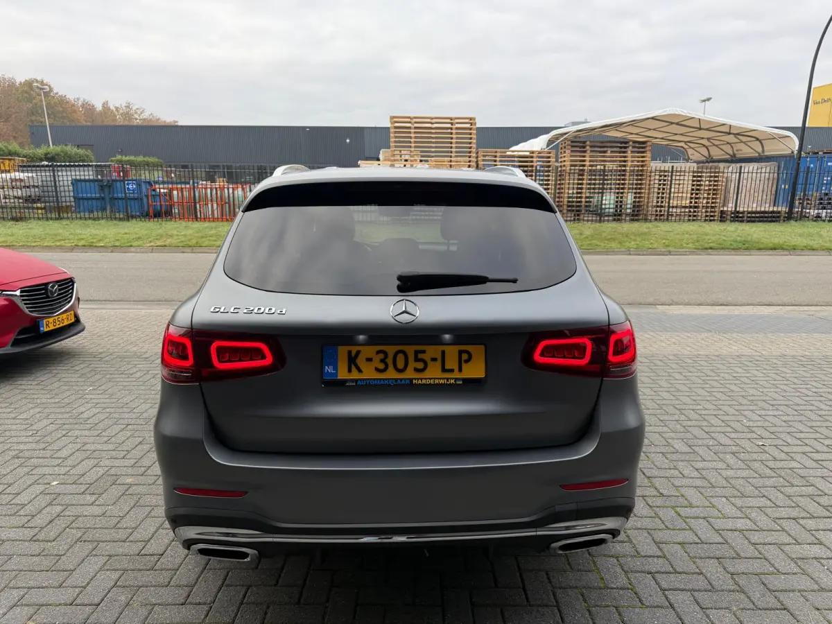 200d Premium | 12MND GARANTIE | AUTOMAAT | LED | BURMESTER | CARPLAY | NAVI | CRUISE | MAT | NL AUTO |
