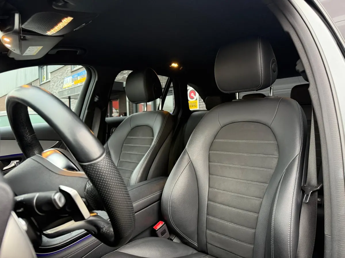 200d Premium | 12MND GARANTIE | AUTOMAAT | LED | BURMESTER | CARPLAY | NAVI | CRUISE | MAT | NL AUTO |