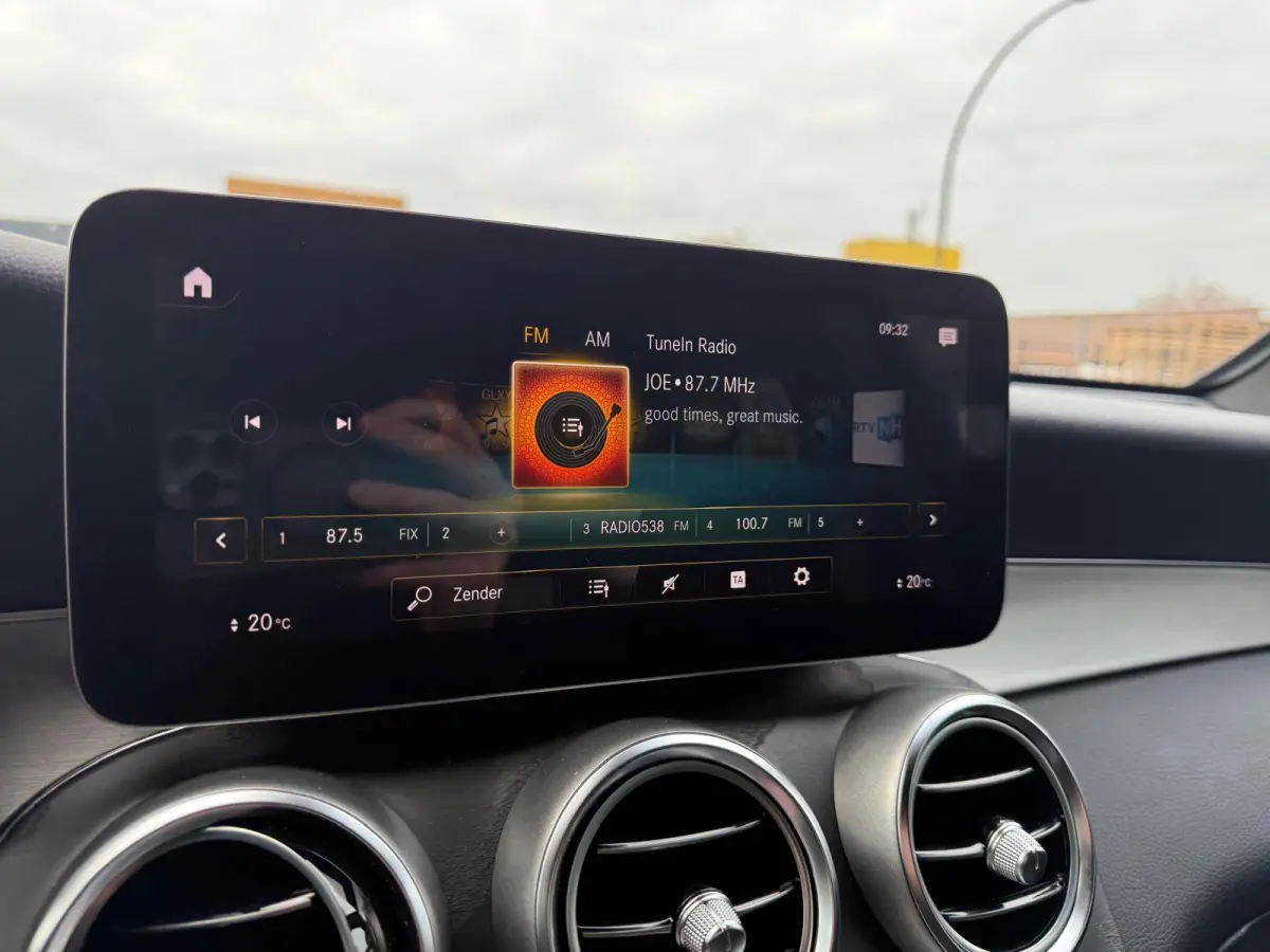 200d Premium | 12MND GARANTIE | AUTOMAAT | LED | BURMESTER | CARPLAY | NAVI | CRUISE | MAT | NL AUTO |