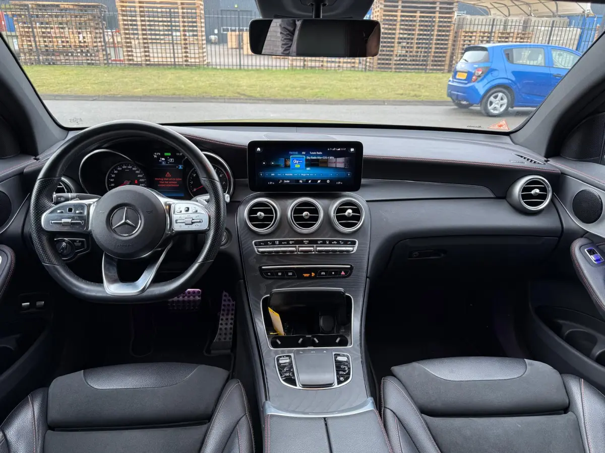 300e 4MATIC Premium | 1E EIGENAAR | 3/6/12MND GARANTIE | DAB | LED | CARPLAY | SFEERVERLICHTING | CRUISE | CAMERA |