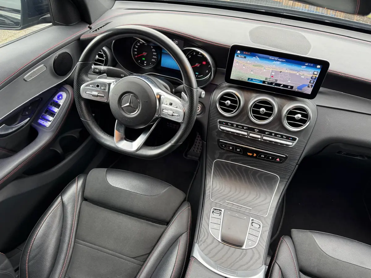 300e 4MATIC Premium | 1E EIGENAAR | 3/6/12MND GARANTIE | DAB | LED | CARPLAY | SFEERVERLICHTING | CRUISE | CAMERA |