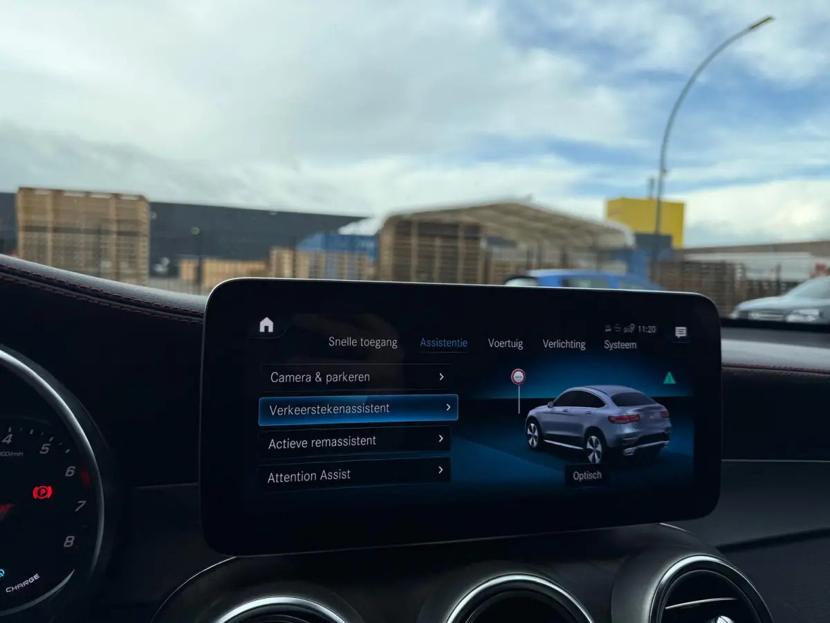 300e 4MATIC Premium | 1E EIGENAAR | 3/6/12MND GARANTIE | DAB | LED | CARPLAY | SFEERVERLICHTING | CRUISE | CAMERA |