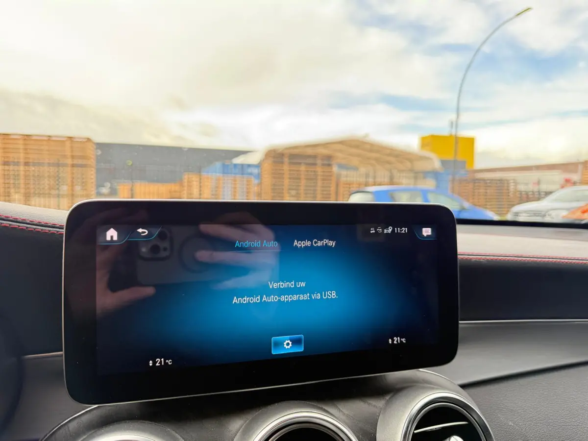 300e 4MATIC Premium | 1E EIGENAAR | 3/6/12MND GARANTIE | DAB | LED | CARPLAY | SFEERVERLICHTING | CRUISE | CAMERA |