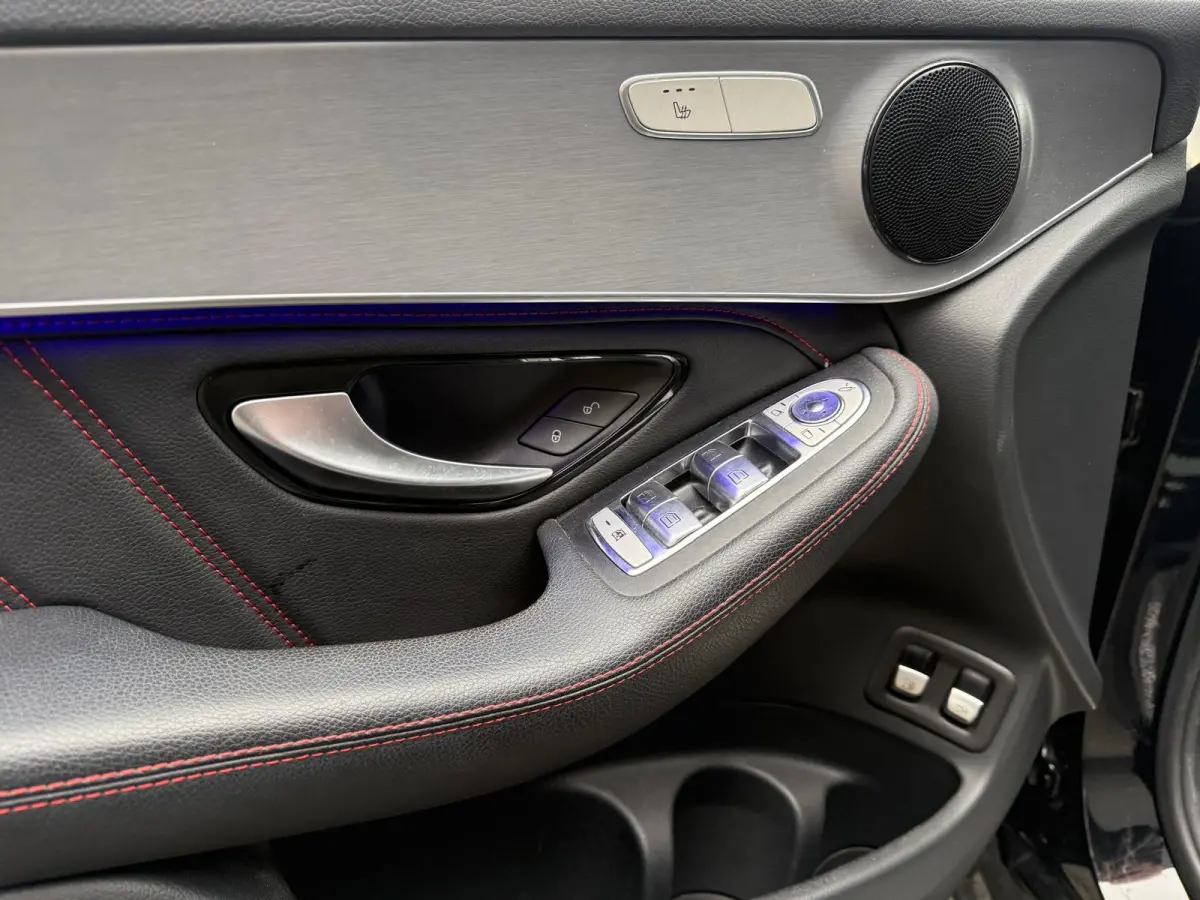 300e 4MATIC Premium | 1E EIGENAAR | 3/6/12MND GARANTIE | DAB | LED | CARPLAY | SFEERVERLICHTING | CRUISE | CAMERA |